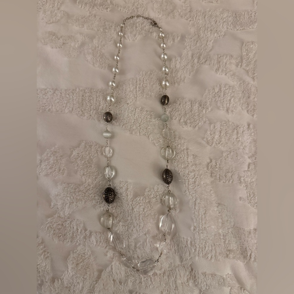 Silver/Pearl/Beaded Necklace